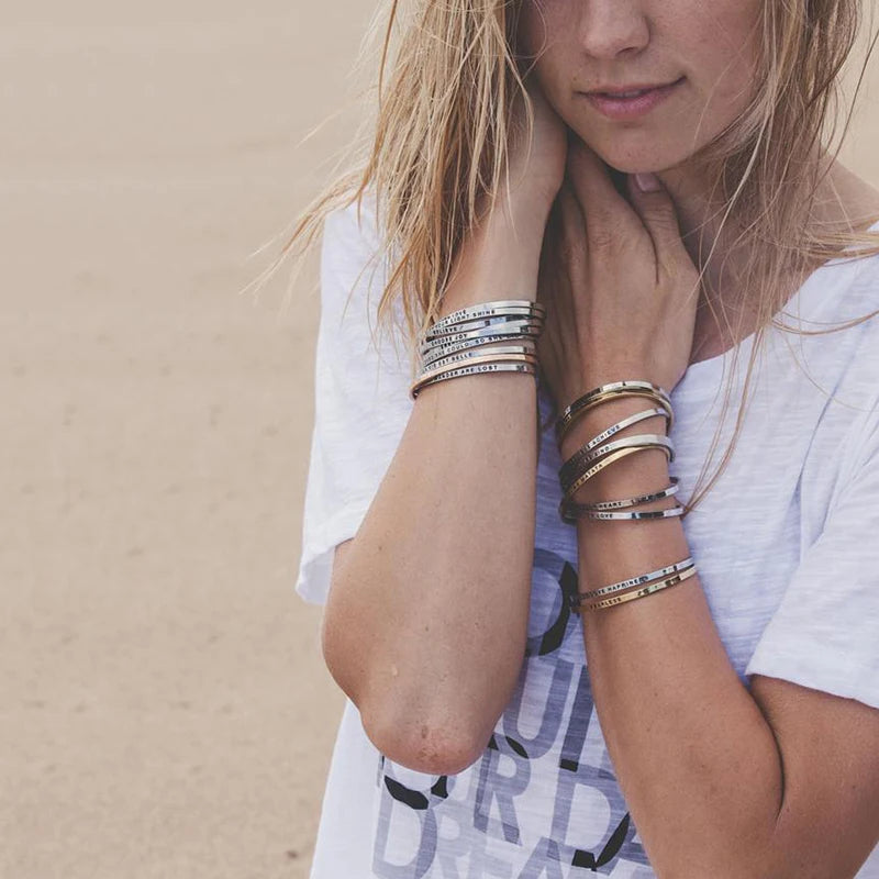 Personnalisé Bracelet for Women Custom Necklace Bar Engraved Name Text Mantra Bangle Cuff Stainless Steel Jewelry for Women Gift