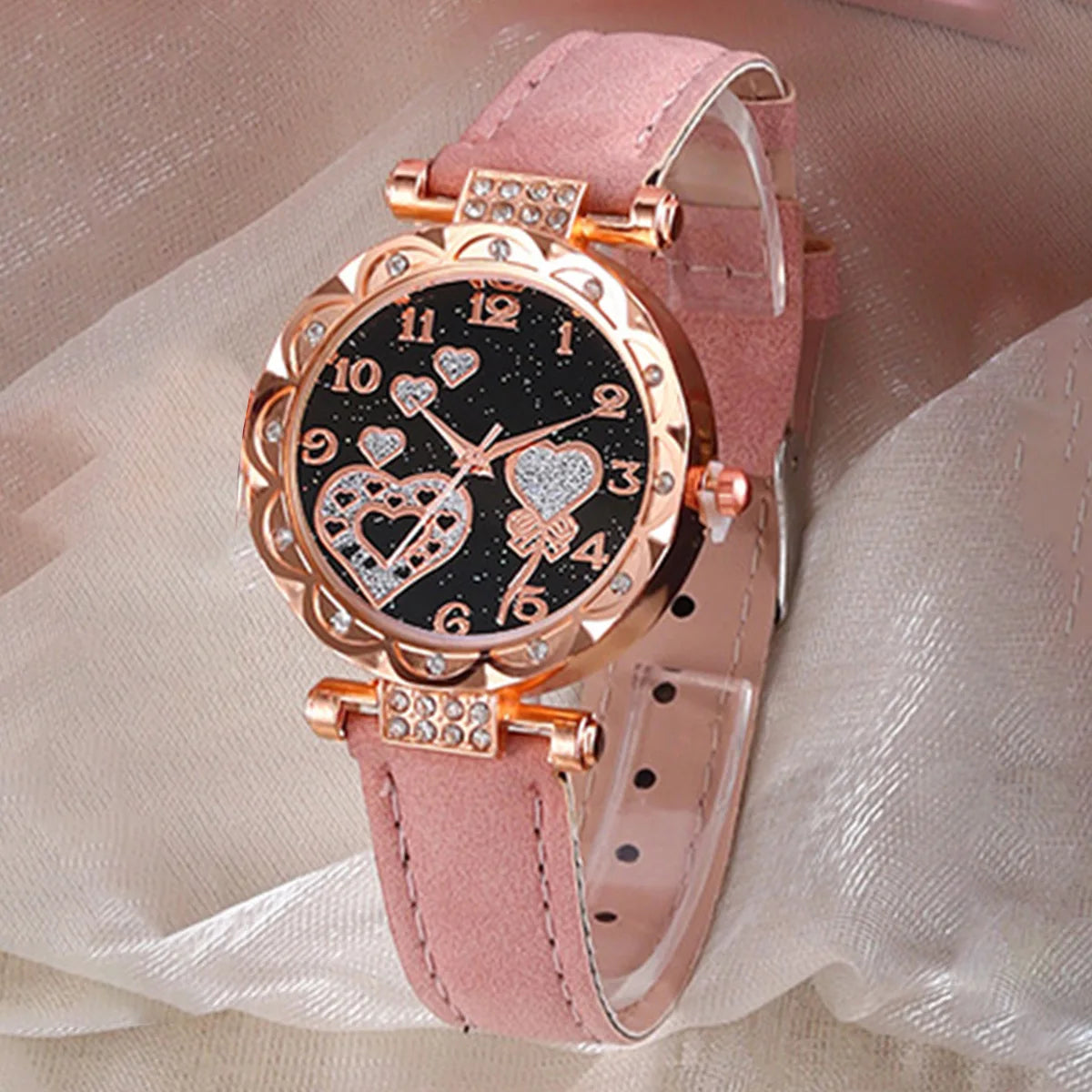 Women's quartz watch and heart-shaped bracelet set, suitable for daily wear, Valentine's Day gift, does not include the box