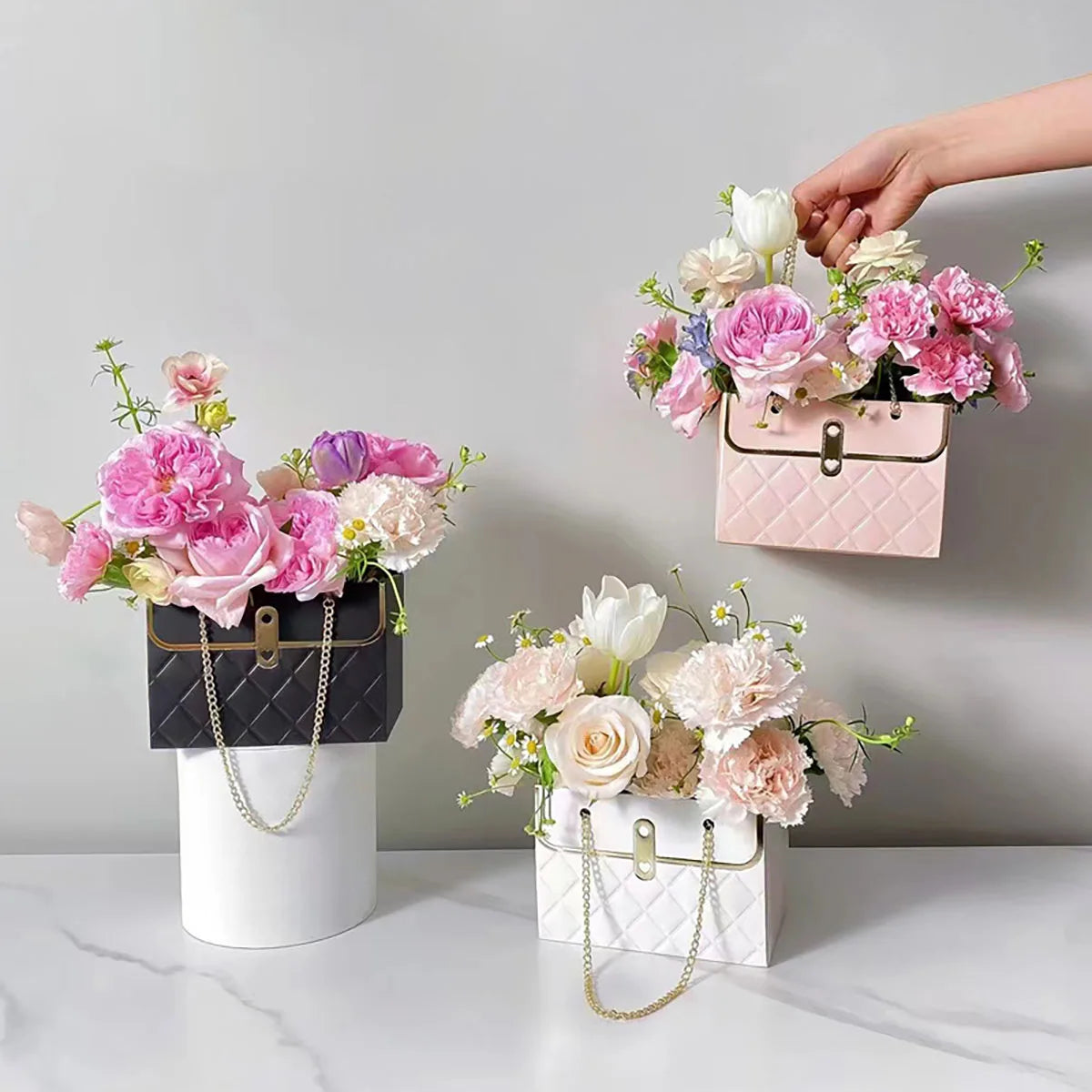 Flower Box Rose Packaging Box Portable Valentine's Day Birthday Party Gifts Wrapping Paper Bag Gift Box Candy Cake Flower Shop