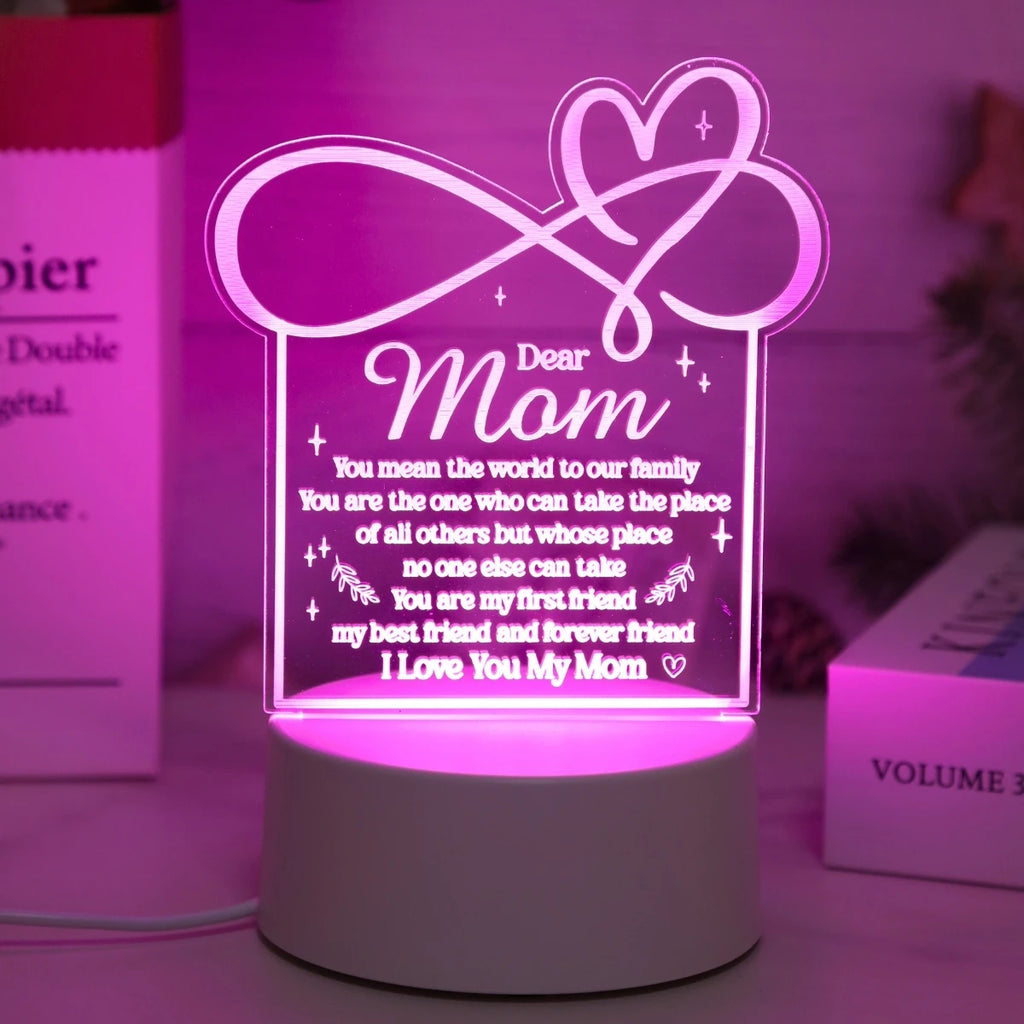 USB powered Love Mom Night Light, the ideal gift for mothers on birthdays, Christmas, Mother's Day, and Thanksgiving!