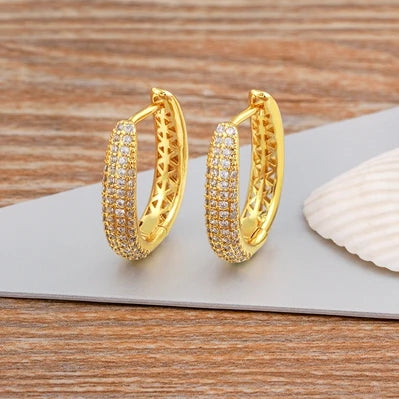 Nidin Creative U Shape Design 3 Colors Fashion Cubic Zirconia Hoop Earrings Crystal Ear Buckle Jewelry for Valentine's Day Gift