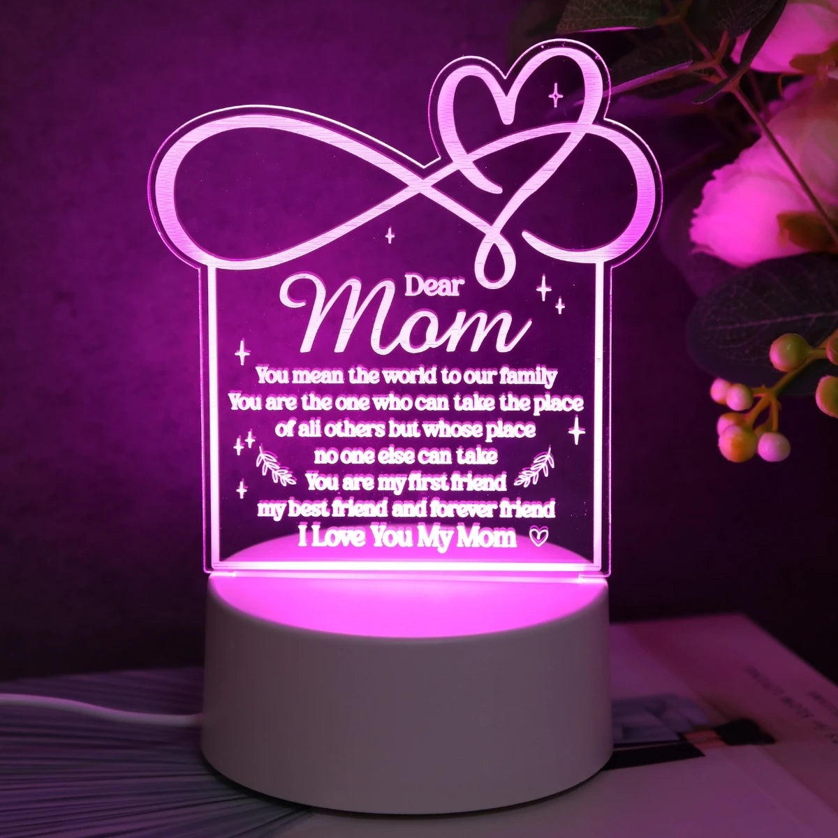 USB powered Love Mom Night Light, the ideal gift for mothers on birthdays, Christmas, Mother's Day, and Thanksgiving!