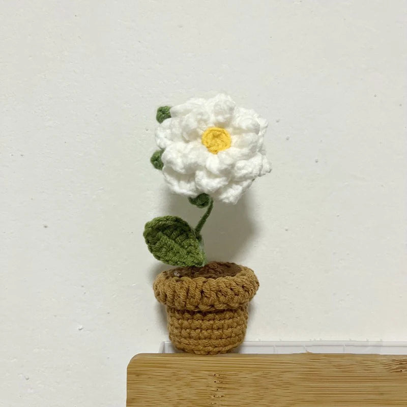 1/2/4Pcs DIY Handwoven Mini Potted Flower Rose Office Desktop Ornamental Potted Plants Woolen Thread Finished Product Home Decor